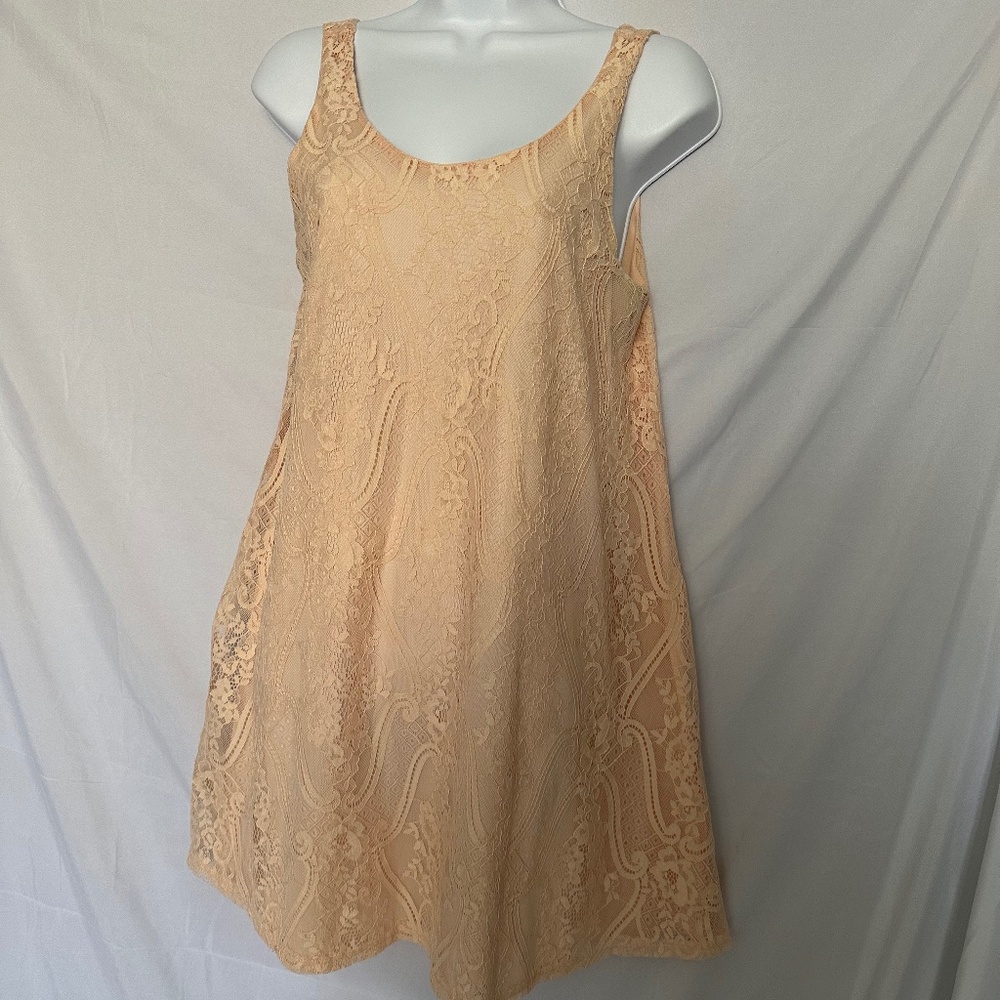 Soprano, women’s peach lace dress size S